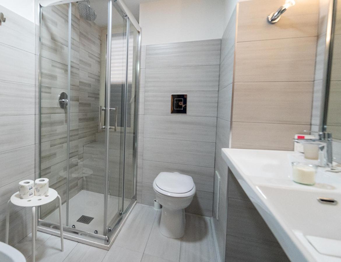 Bed and Breakfast I 4 Diamanti di Napoli Esterno foto