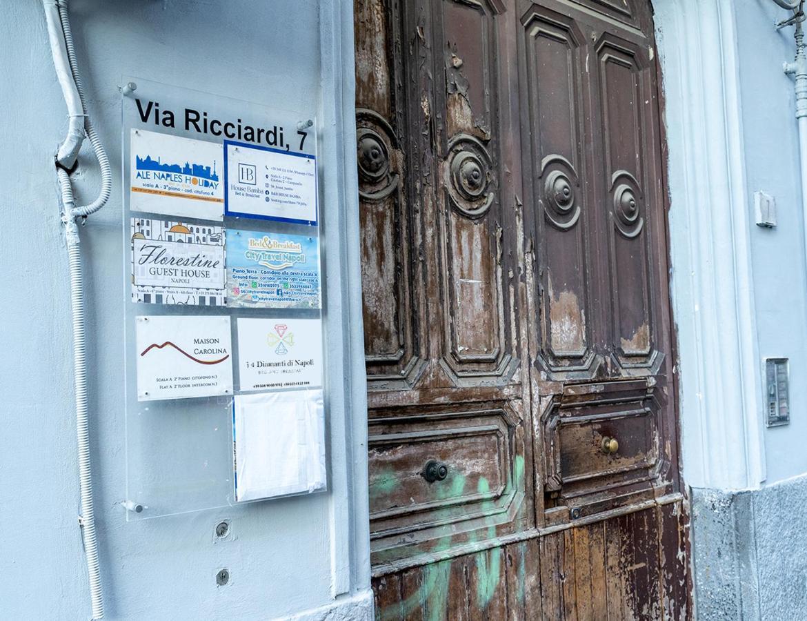 Bed and Breakfast I 4 Diamanti di Napoli Esterno foto